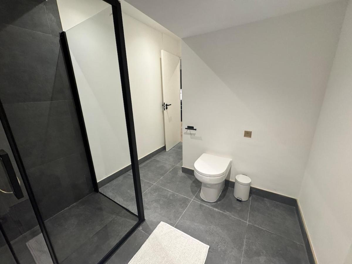 Cosy & Modern In Fulham *